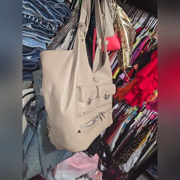 🍁🍂Steve Madden XL tote Bag & Crossbody - Picture 4 of 13